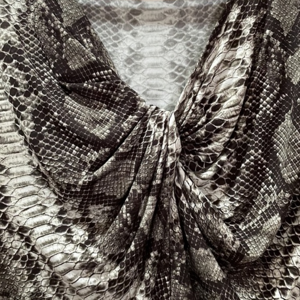 MICHAEL MICHAEL KORS LG. SLEEVELESS BLOUSE SNAKESKIN PRINT - Picture 2 of 9